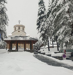 Зимска идила Црква Преображења Господњег Златибор, Чајетина