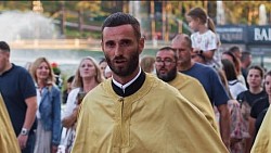 отац Дејан Војисављевић Златибор